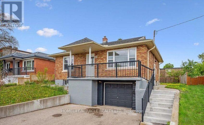 570 Victoria Street S, Kitchener, Ontario  N2M 3A8 - Photo 3 - X12631990