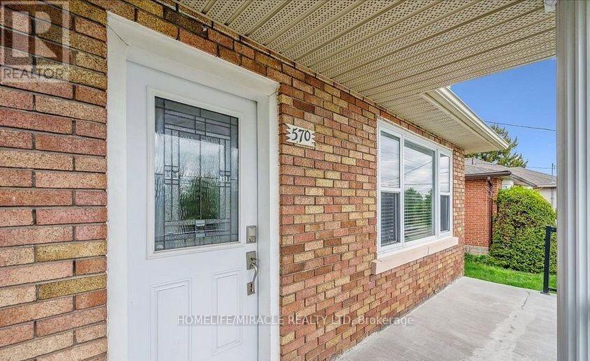 570 Victoria Street S, Kitchener, Ontario  N2M 3A8 - Photo 5 - X12631990