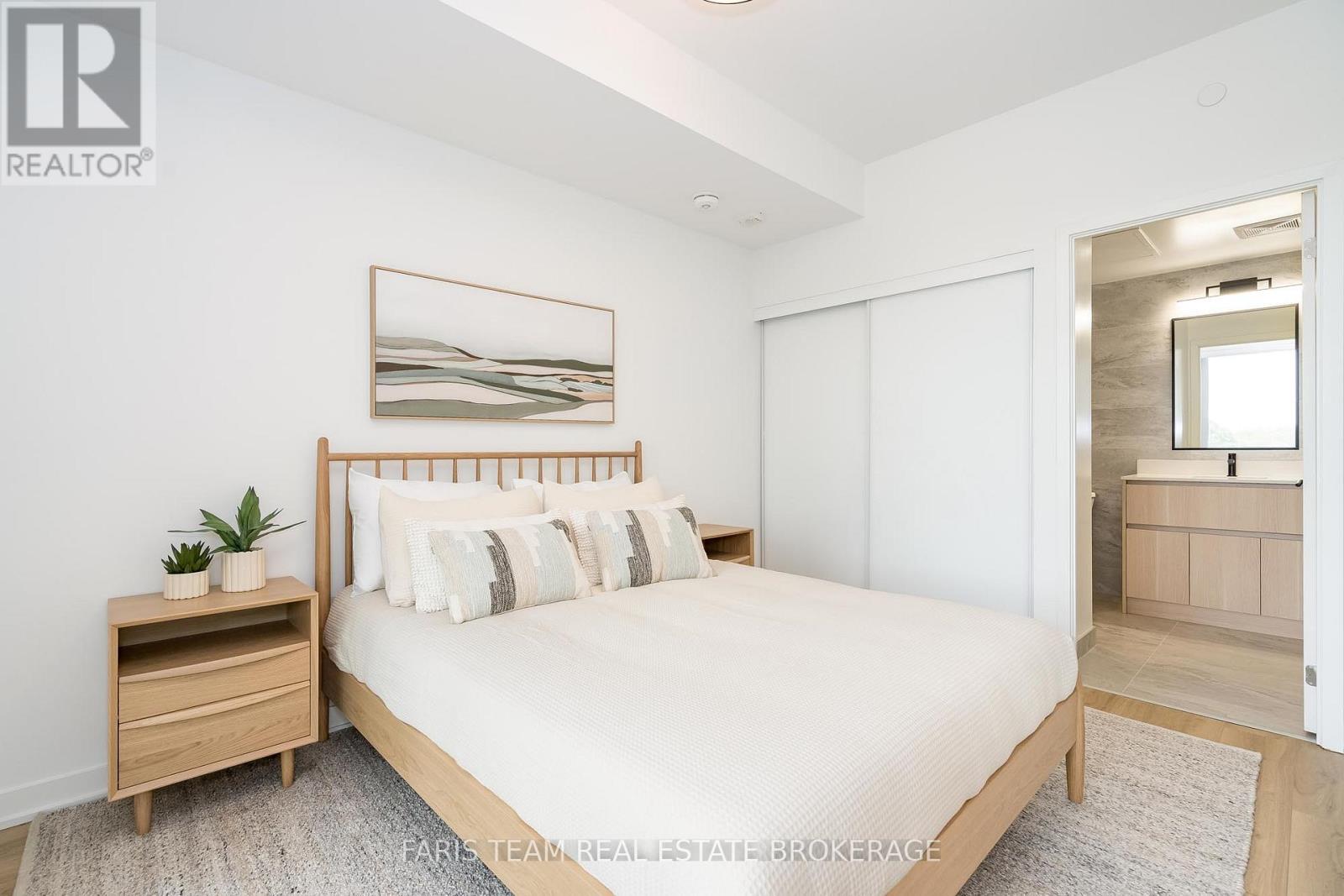 209 - 31 Huron Street, Collingwood, Ontario  L9Y 1C3 - Photo 18 - S12434380