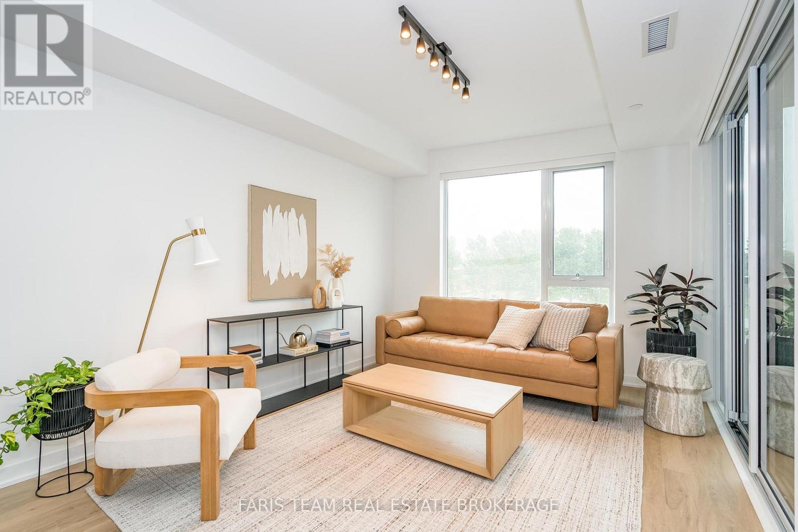 209 - 31 Huron Street, Collingwood, Ontario  L9Y 1C3 - Photo 15 - S12434380