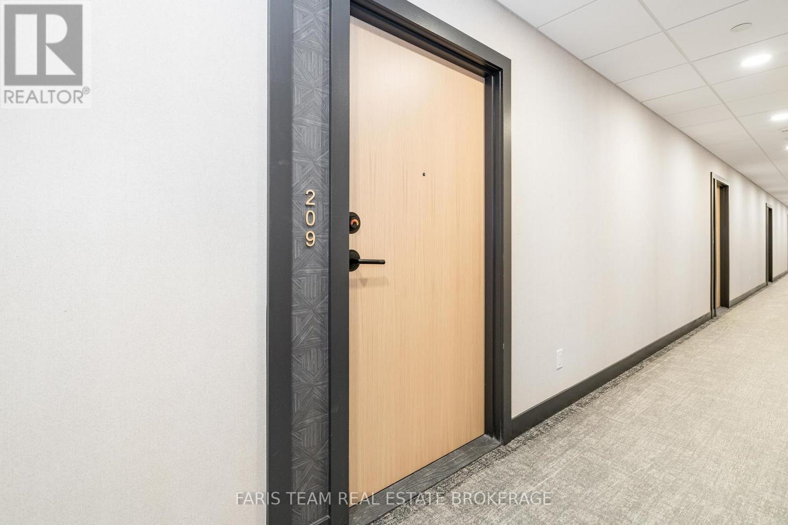 209 - 31 Huron Street, Collingwood, Ontario  L9Y 1C3 - Photo 6 - S12434380