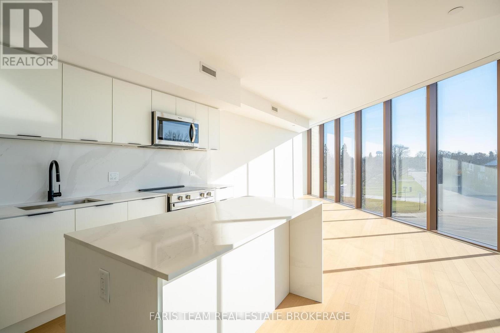 216 - 31 Huron Street, Collingwood, Ontario  L9Y 5T7 - Photo 10 - S12572452