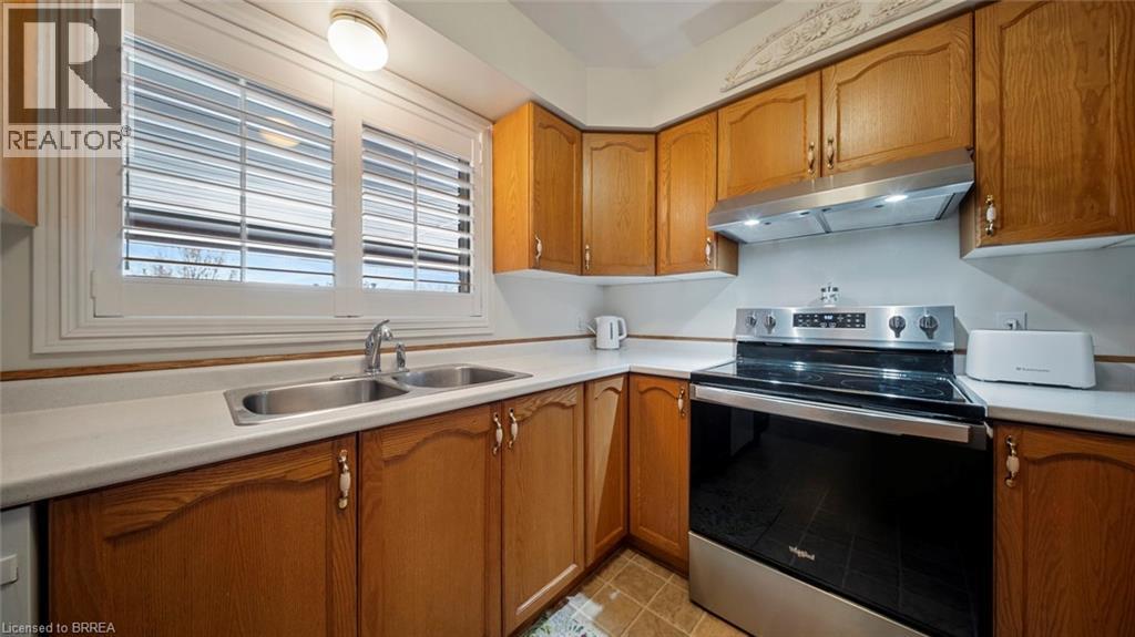 570 West Street Unit# 20, Brantford, Ontario  N3R 7Y7 - Photo 17 - 40793092