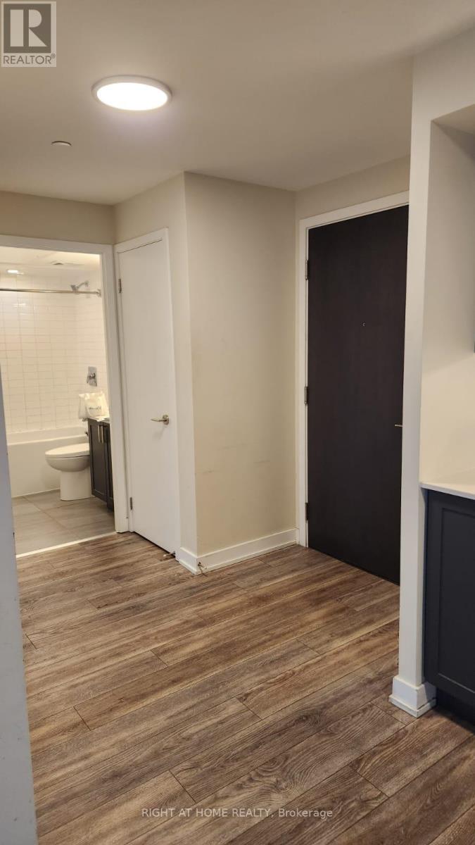 719 - 38 Monte Kwinter Court, Toronto (Clanton Park), Ontario  M3H 0E2 - Photo 3 - C12632004