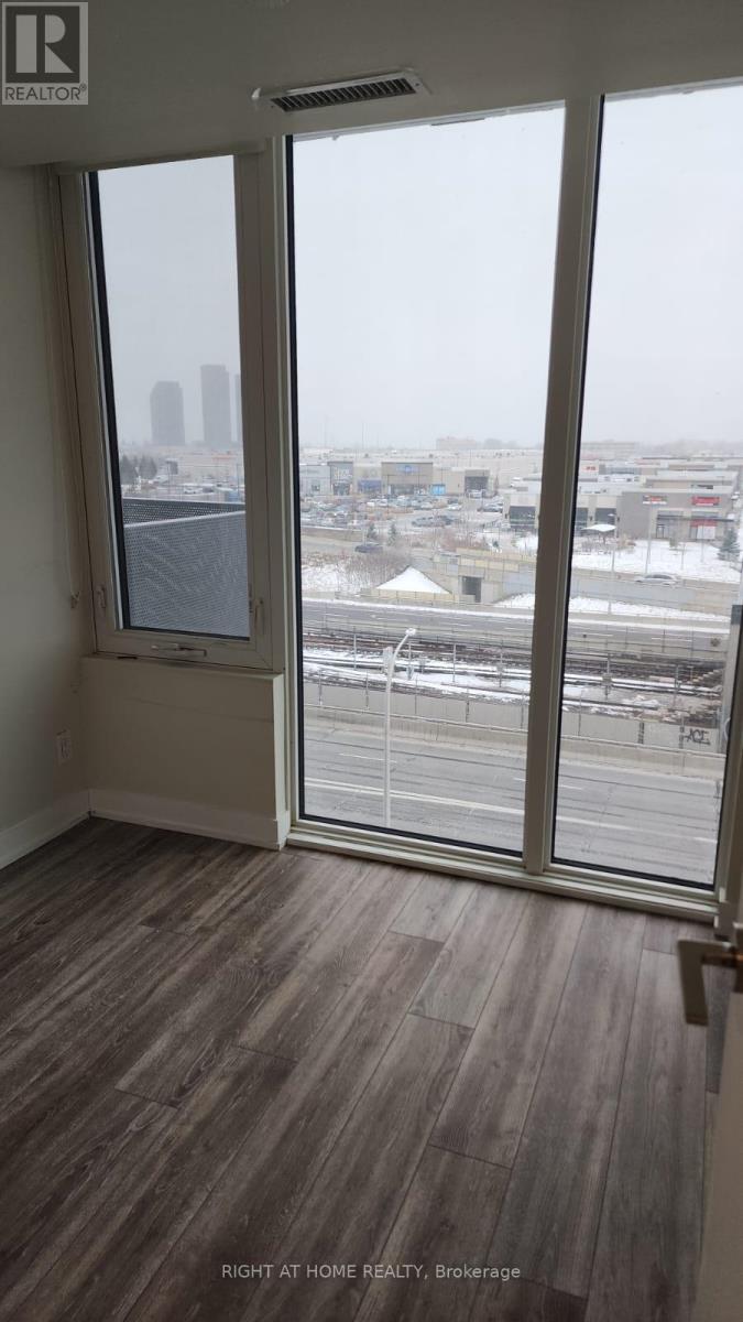 719 - 38 Monte Kwinter Court, Toronto (Clanton Park), Ontario  M3H 0E2 - Photo 7 - C12632004