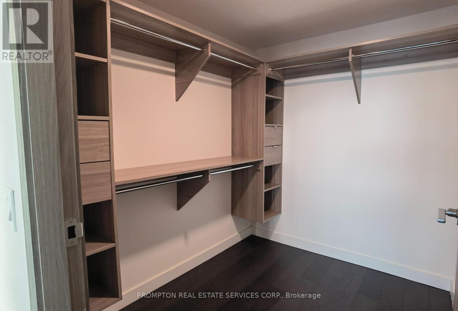 7709 - 3 Concord Cityplace Way, Toronto, Ontario  M5V 0X4 - Photo 9 - C12618384