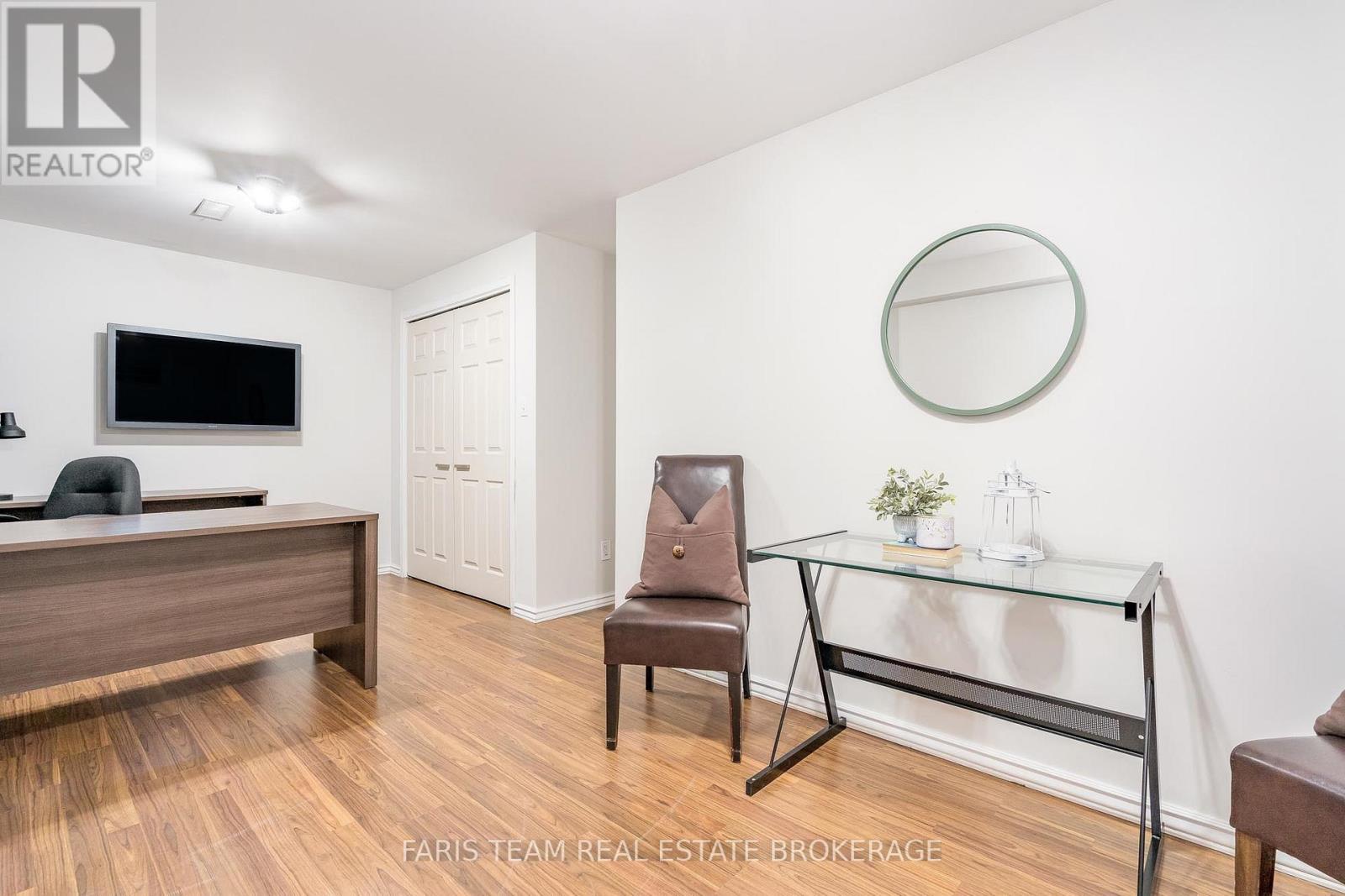 21 Maryjane Road, Tiny, Ontario  L0L 2T0 - Photo 29 - S12486283