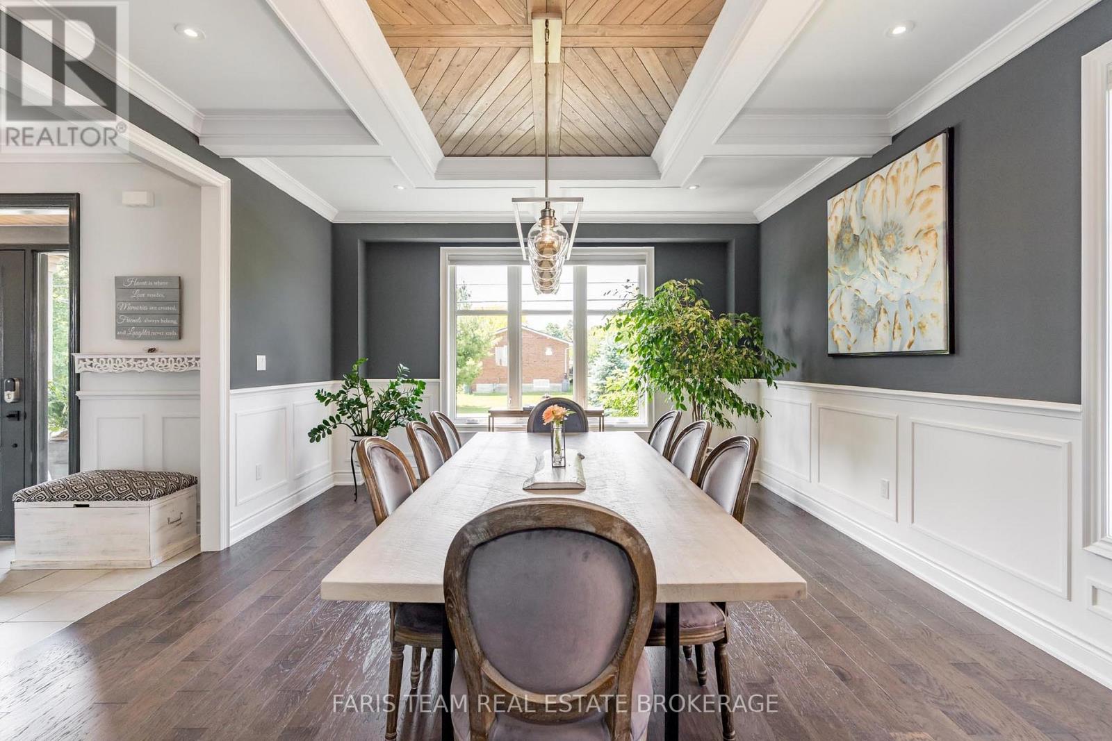 38 Nelson Street, Clearview, Ontario  L0M 1G0 - Photo 13 - S12562388