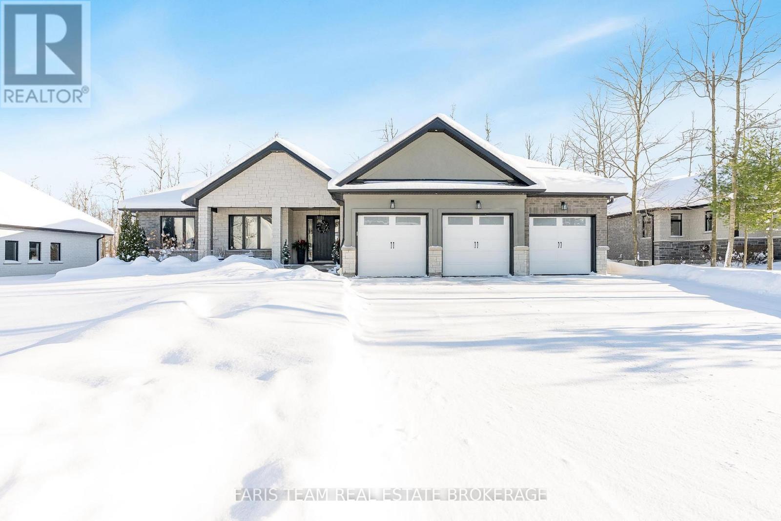 9 BYERS STREET, Springwater, Ontario
