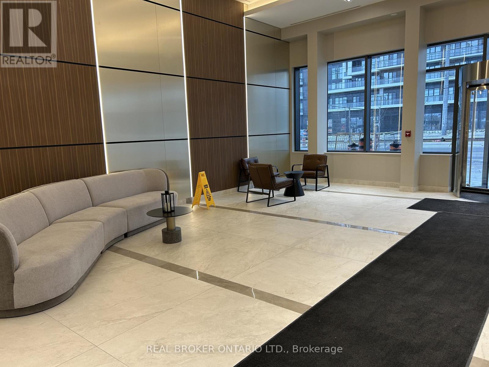 2205 - 5105 Hurontario Street, Mississauga, Ontario  L4Z 3X7 - Photo 3 - W12629270