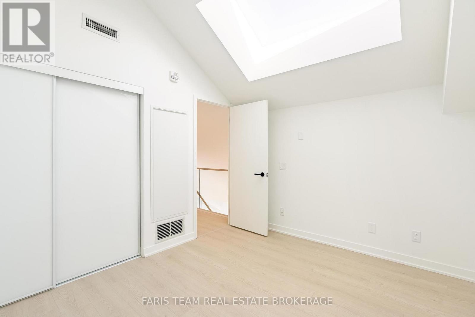 621 - 31 Huron Street, Collingwood, Ontario  L0G 1V0 - Photo 29 - S12569220