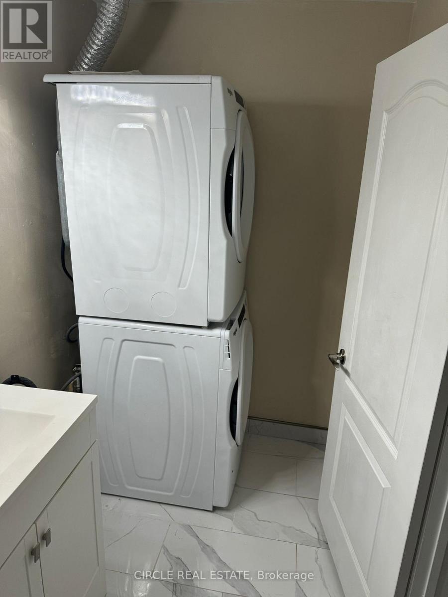 3828 Bloor Street W, Toronto (Islington-City Centre West), Ontario  M9B 1K8 - Photo 12 - W12632018