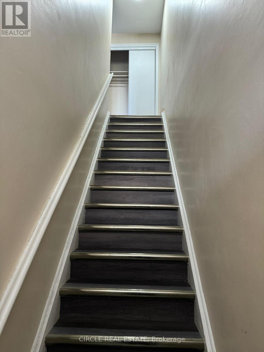 3828 Bloor Street W, Toronto (Islington-City Centre West), Ontario  M9B 1K8 - Photo 3 - W12632018