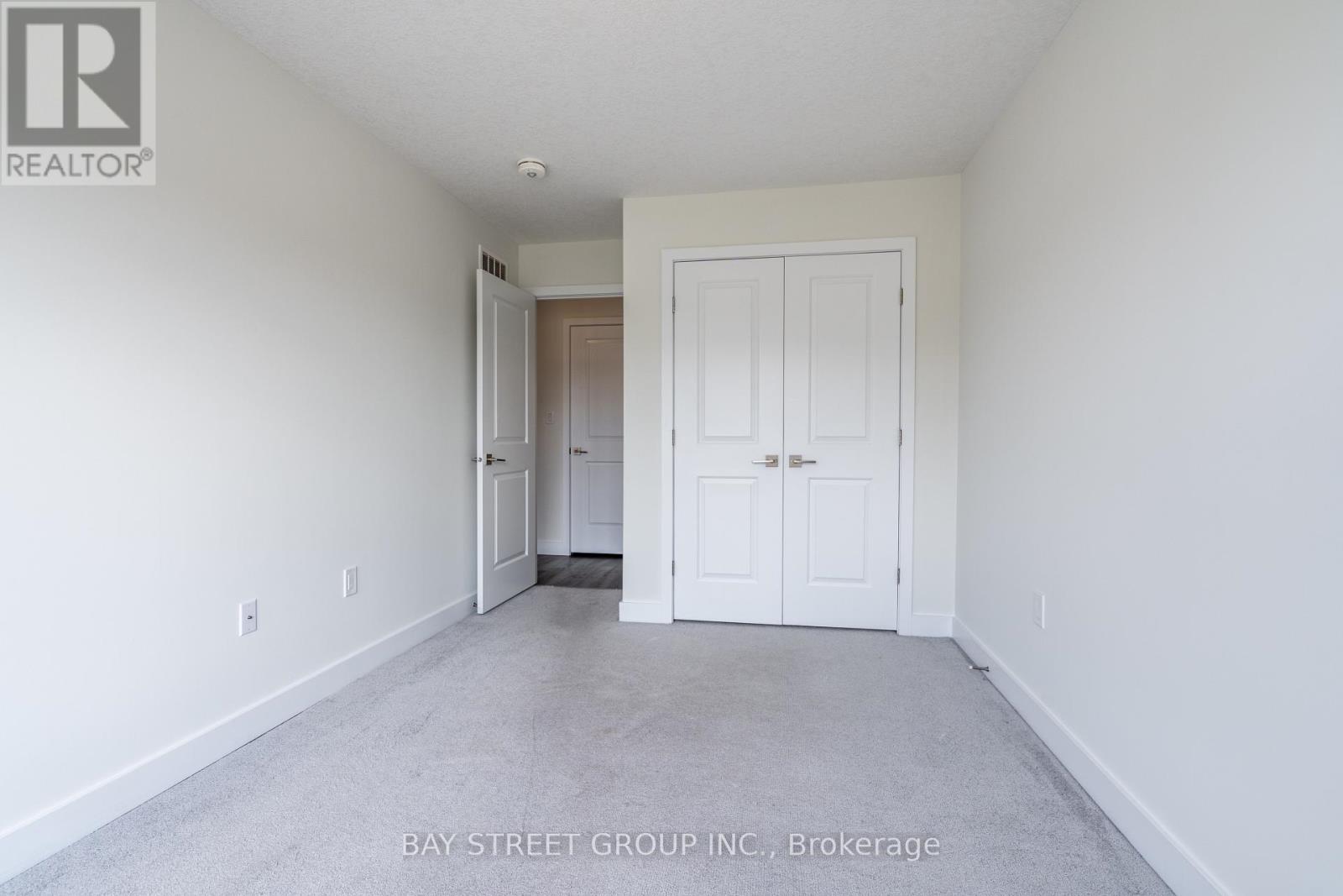 6 Bedrock Drive, Hamilton (Stoney Creek), Ontario  L8J 0K6 - Photo 22 - X12631996