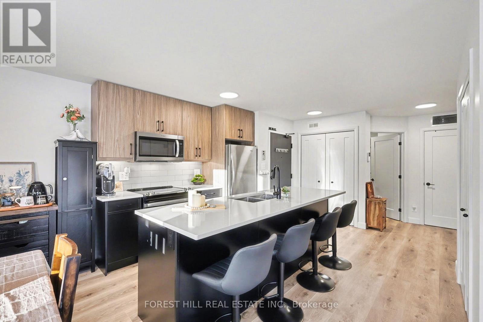 112 - 20 HILLSIDE MEADOW DRIVE, Quinte West, Ontario