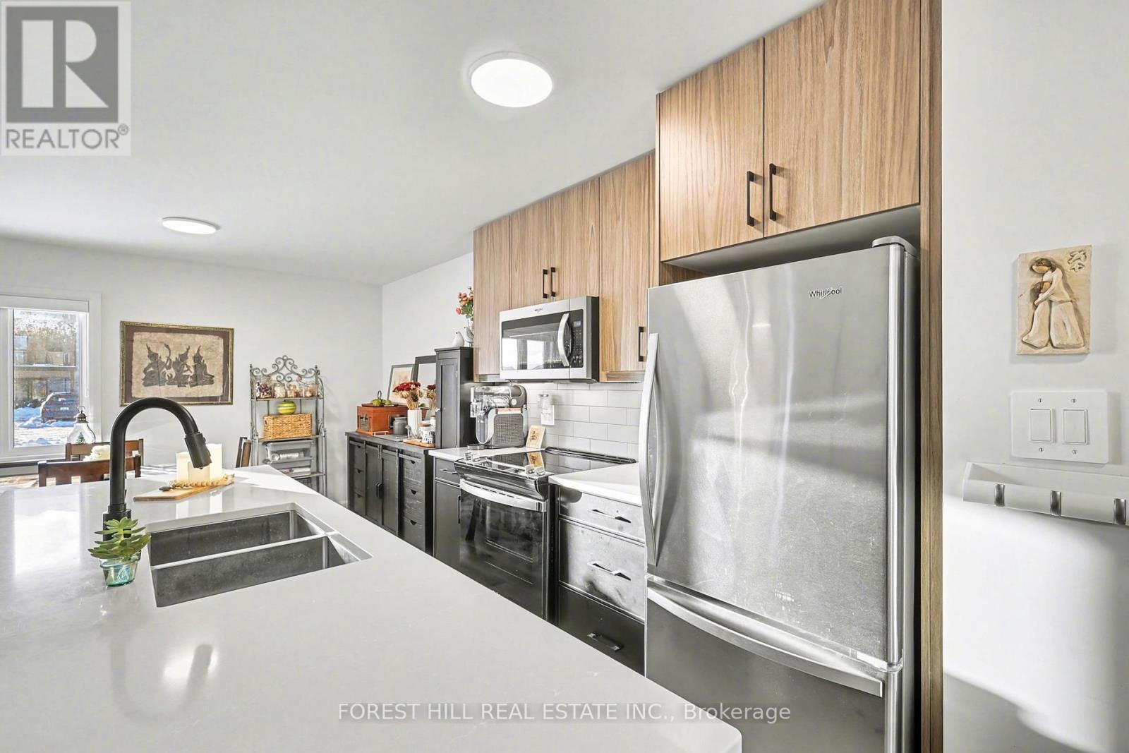 112 - 20 Hillside Meadow Drive, Quinte West, Ontario K8V 0J7 - Photo 21 - X12632006