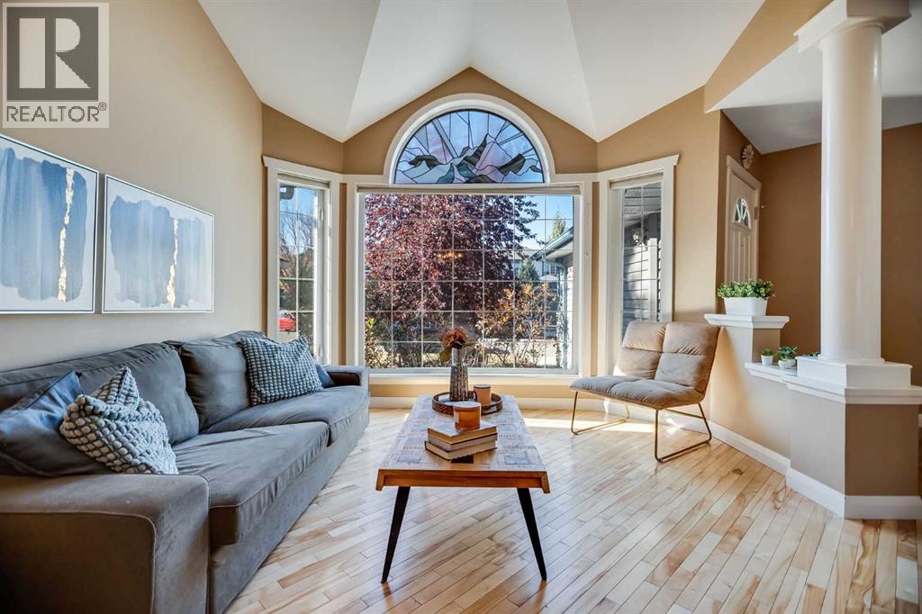 113 Somerside Green Sw, Calgary, Alberta  T2Y 3G6 - Photo 6 - A2274710