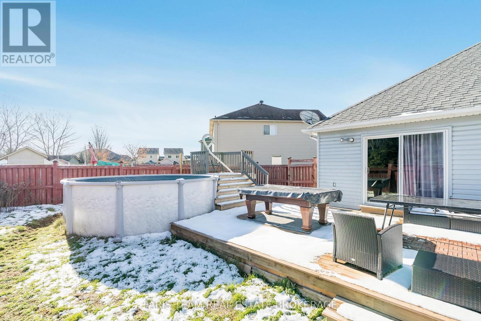 54 Stonemount Crescent, Essa (Angus), Ontario  L3W 0C5 - Photo 27 - N12547934