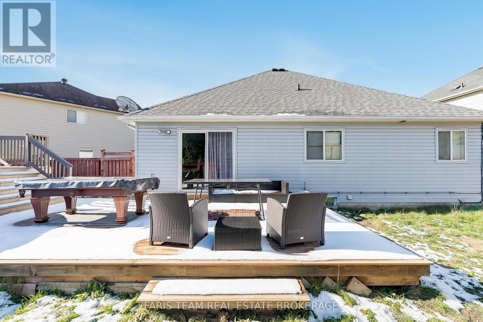 54 Stonemount Crescent, Essa (Angus), Ontario  L3W 0C5 - Photo 28 - N12547934