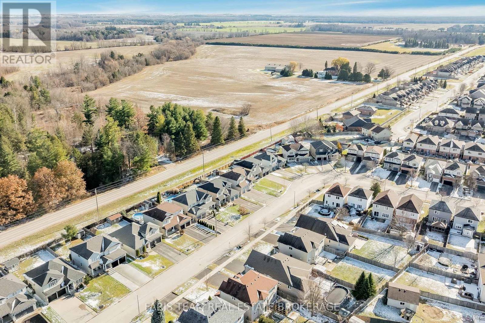 54 Stonemount Crescent, Essa (Angus), Ontario  L3W 0C5 - Photo 35 - N12547934