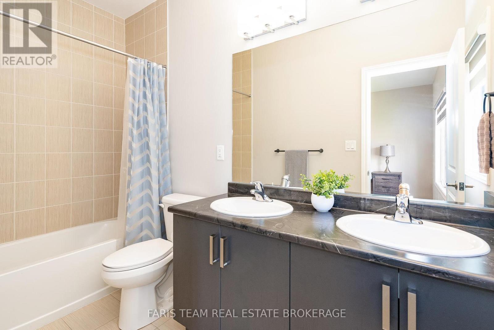 227 Mowat Street N, Clearview, Ontario  L0M 1S0 - Photo 16 - S12451248