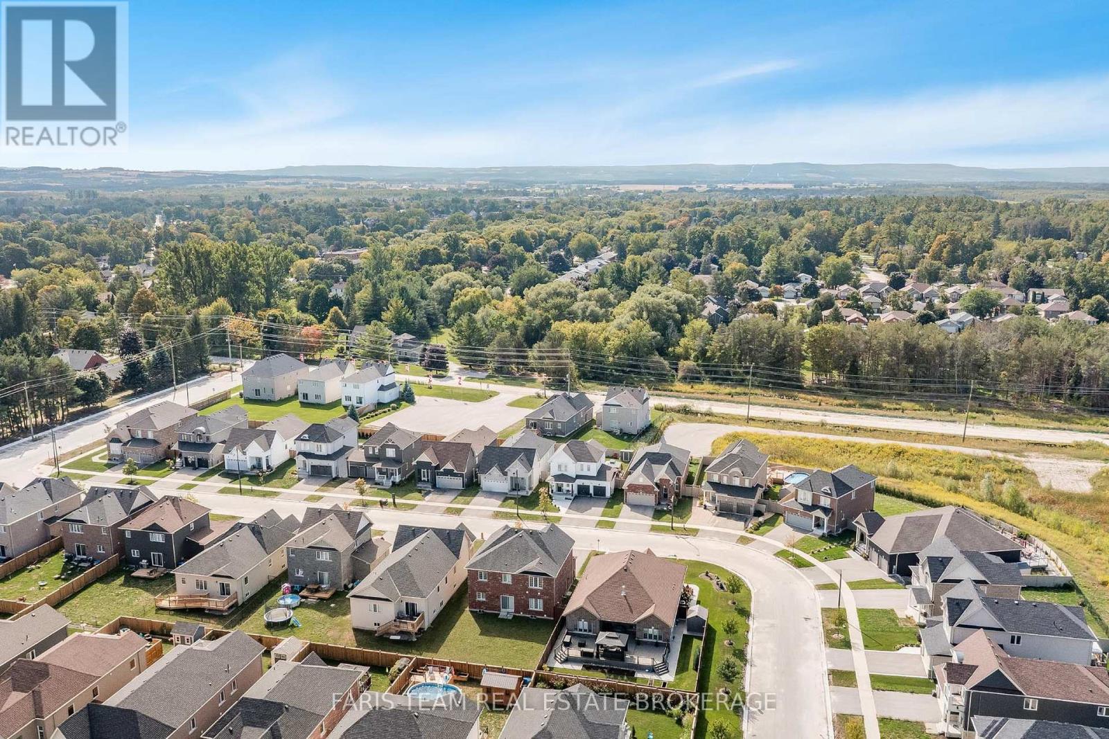 227 Mowat Street N, Clearview, Ontario  L0M 1S0 - Photo 39 - S12451248