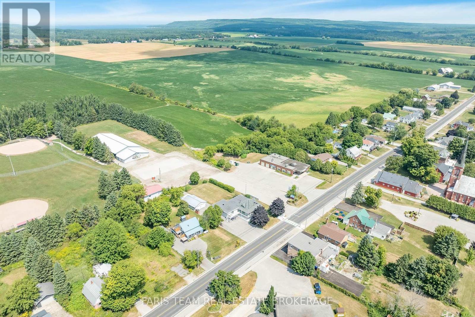 346 Lafontaine Road W, Tiny, Ontario  L9M 0H1 - Photo 38 - S12429384