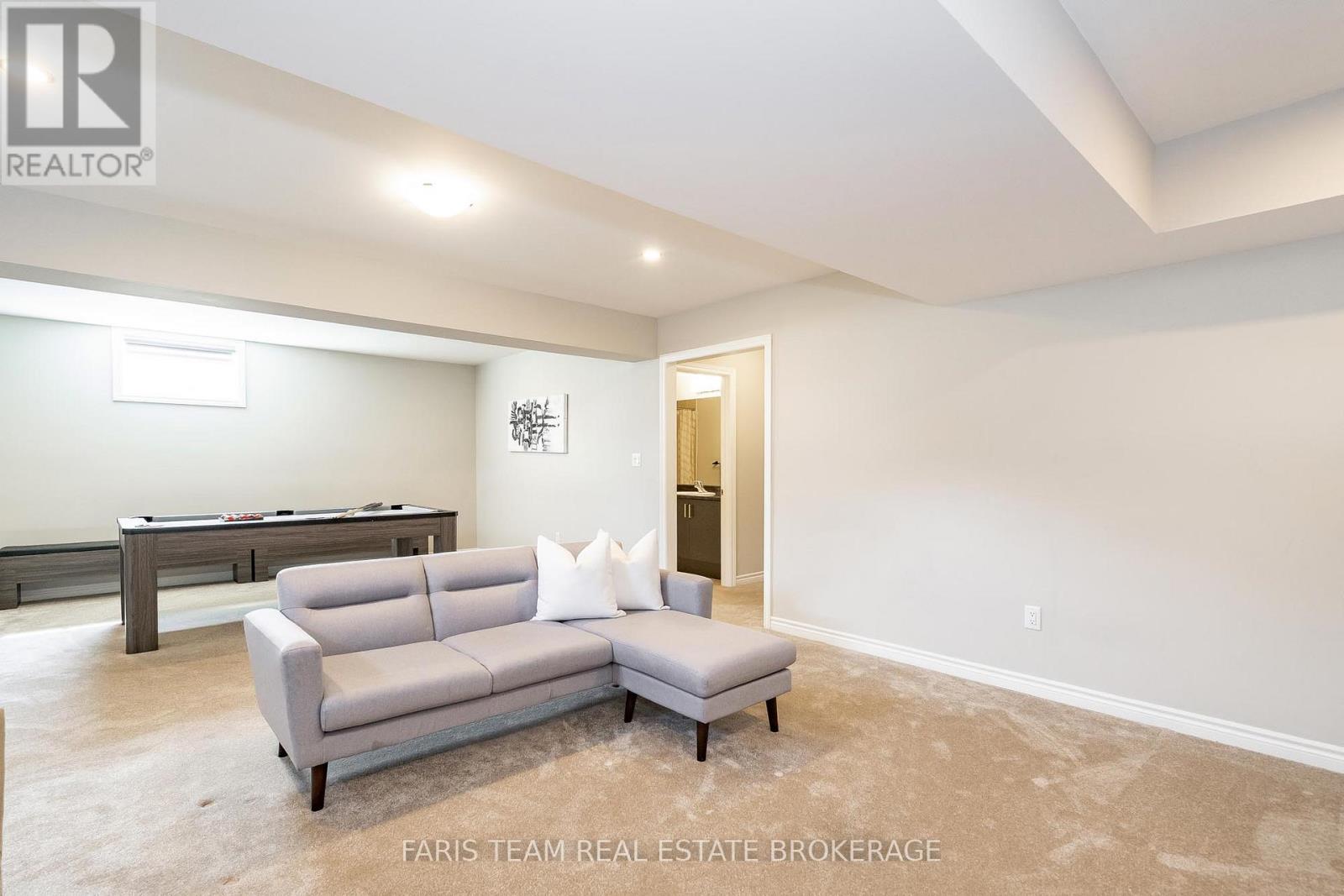 227 Mowat Street N, Clearview, Ontario  L0M 1S0 - Photo 24 - S12451248