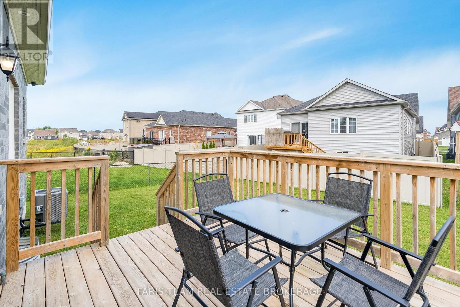 227 Mowat Street N, Clearview, Ontario  L0M 1S0 - Photo 29 - S12451248