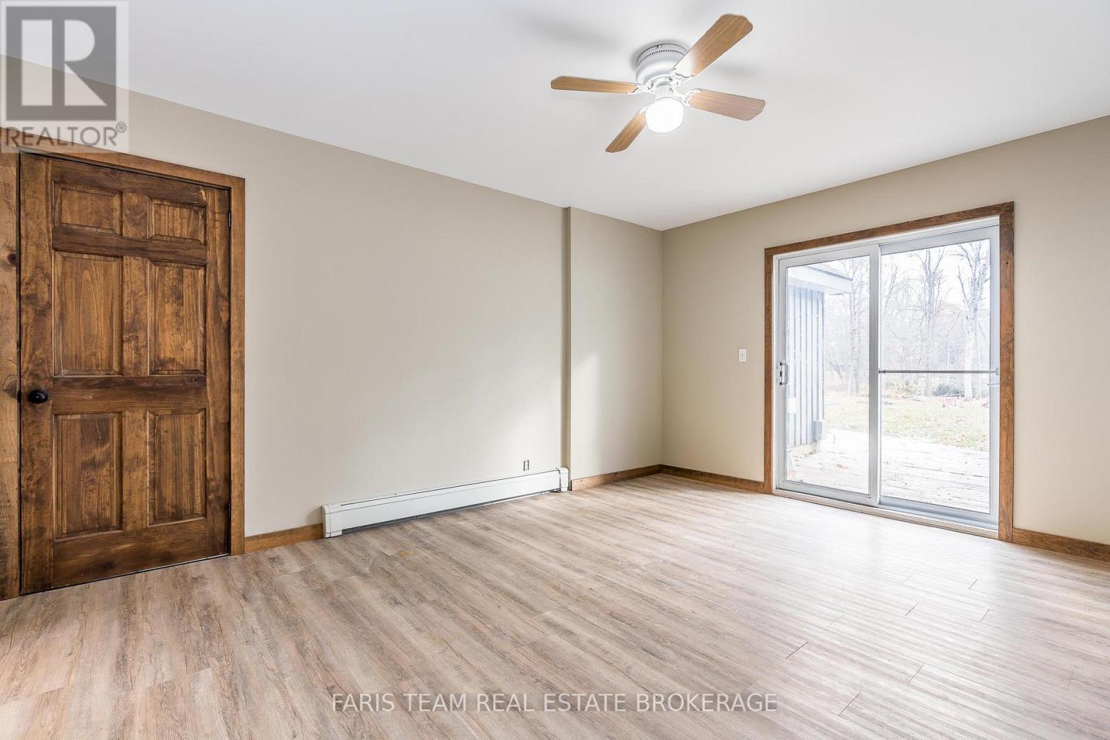 7516 Island Crescent, Ramara, Ontario  L0K 2B0 - Photo 18 - S12574144