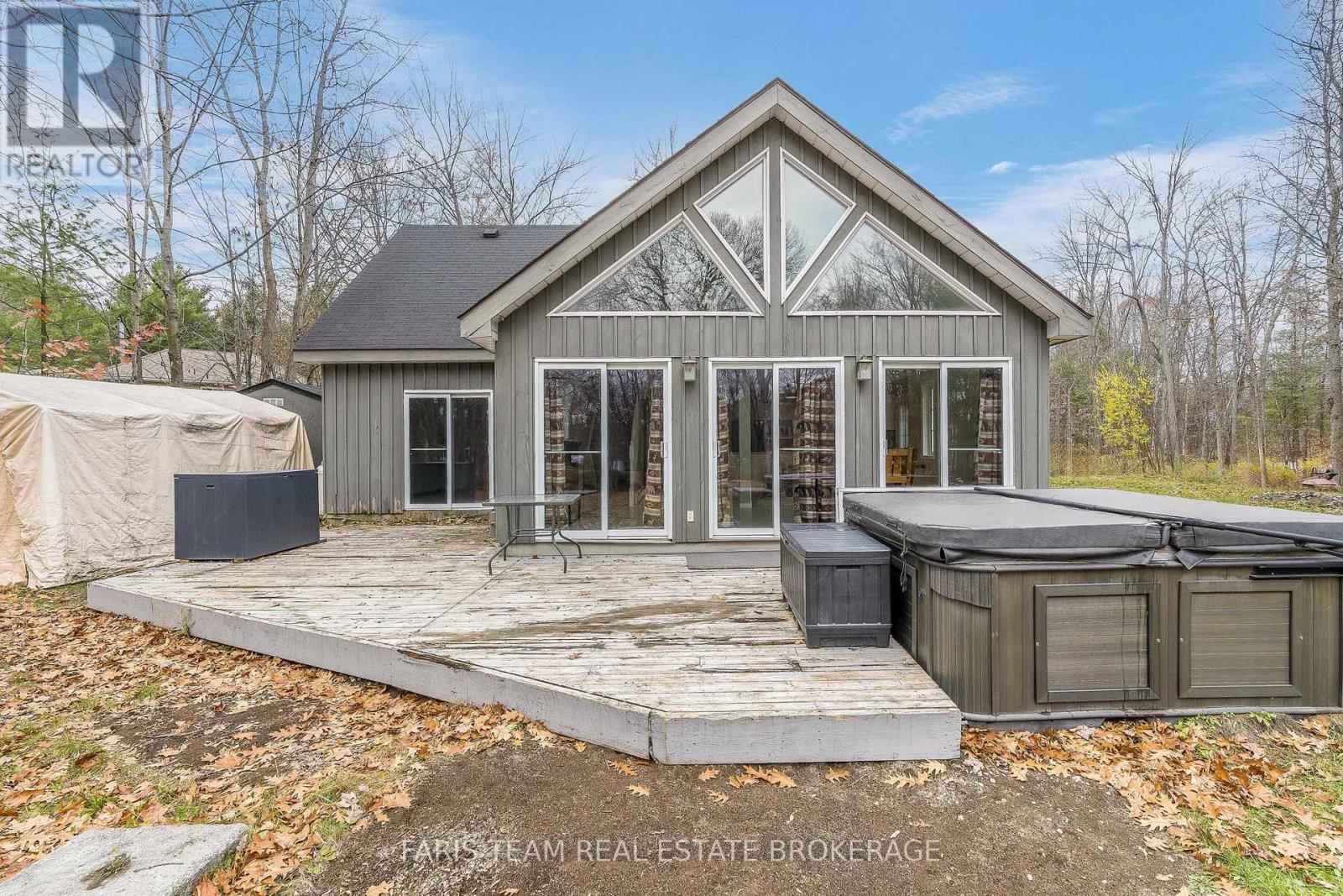 7516 Island Crescent, Ramara, Ontario  L0K 2B0 - Photo 27 - S12574144