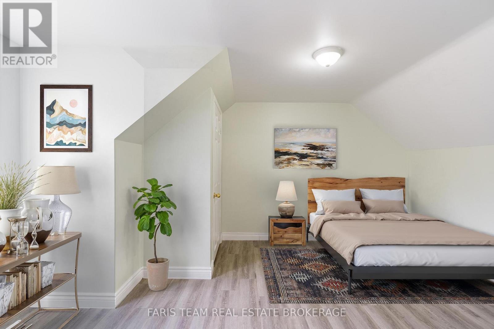 7516 Island Crescent, Ramara, Ontario  L0K 2B0 - Photo 23 - S12574144