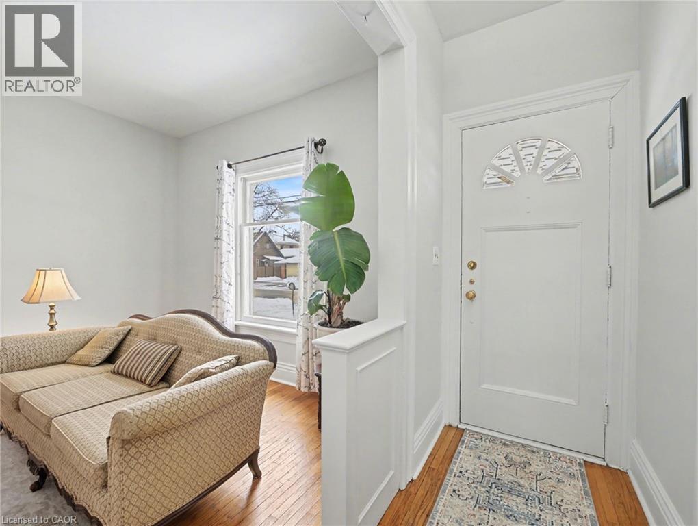 11 Wells Avenue, Brantford, Ontario  N3R 4J3 - Photo 12 - 40793809