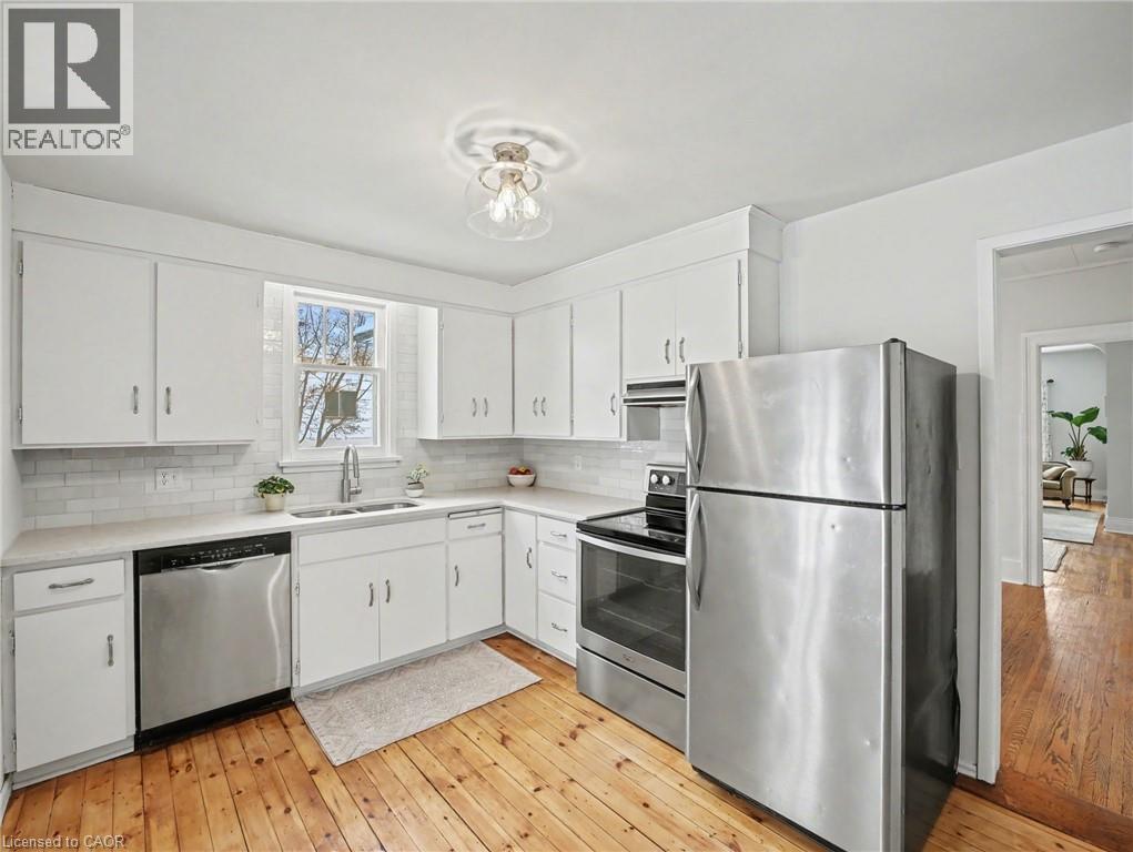 11 Wells Avenue, Brantford, Ontario  N3R 4J3 - Photo 21 - 40793809