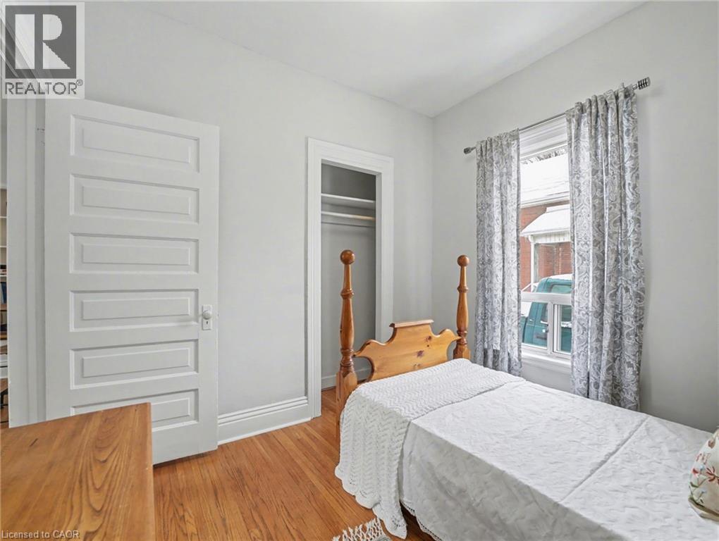 11 Wells Avenue, Brantford, Ontario  N3R 4J3 - Photo 28 - 40793809