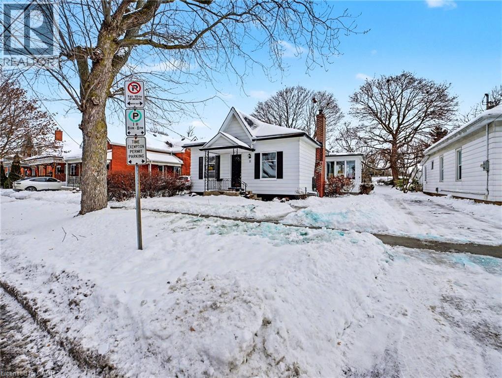 11 Wells Avenue, Brantford, Ontario  N3R 4J3 - Photo 6 - 40793809