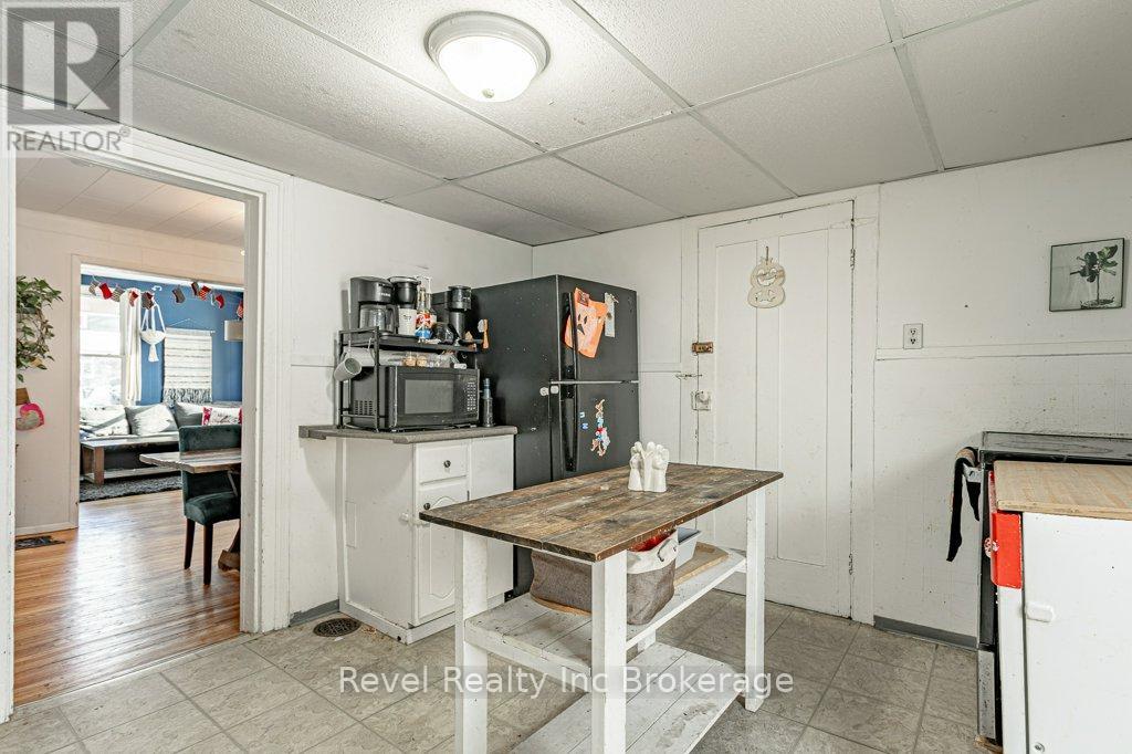 226 Oxford Street, Ingersoll (Ingersoll - South), Ontario  N5C 2V9 - Photo 16 - X12632064