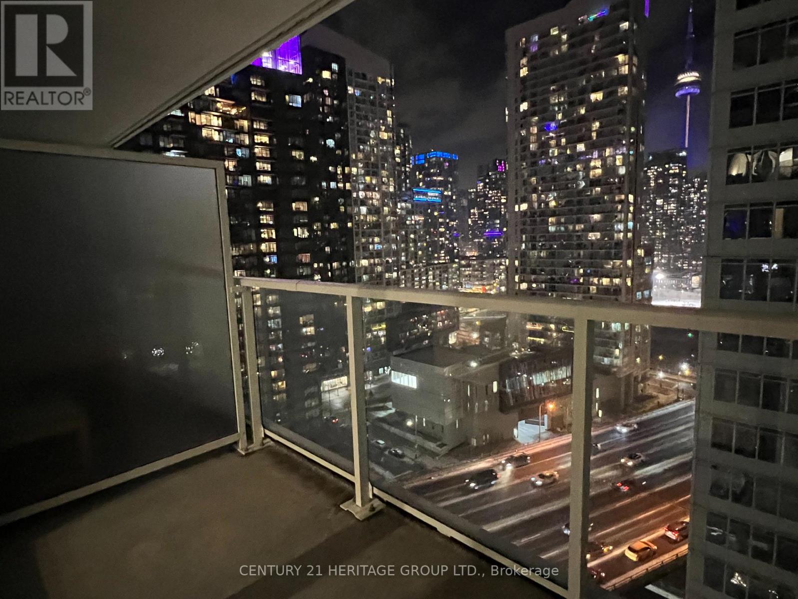 2210 - 19 BATHURST STREET, Toronto, Ontario