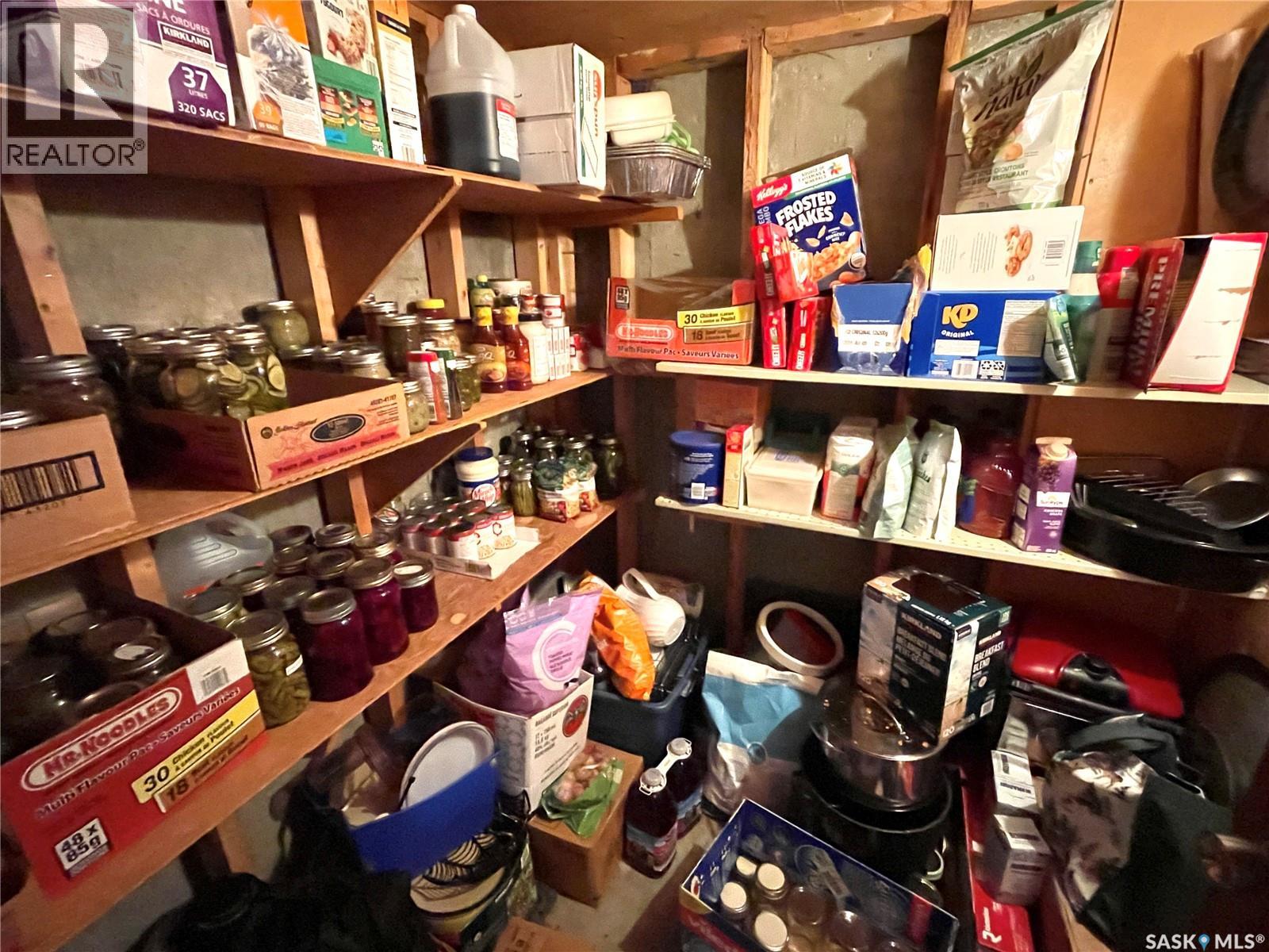 2472 Ross Crescent, North Battleford, Saskatchewan  S9A 3R3 - Photo 23 - SK021101