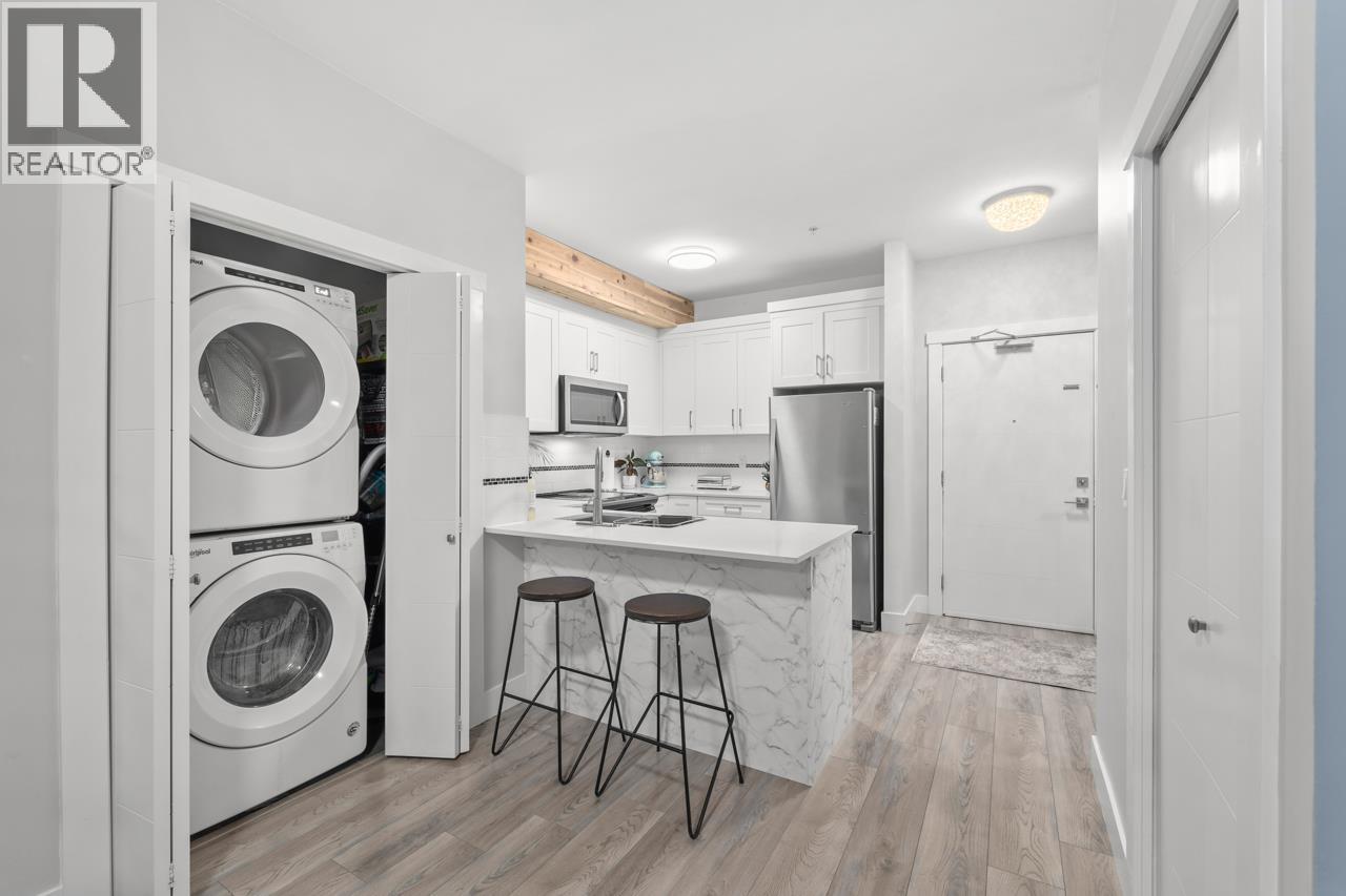 306 22577 Royal Crescent, Maple Ridge, British Columbia  V2X 2M2 - Photo 5 - R3066397