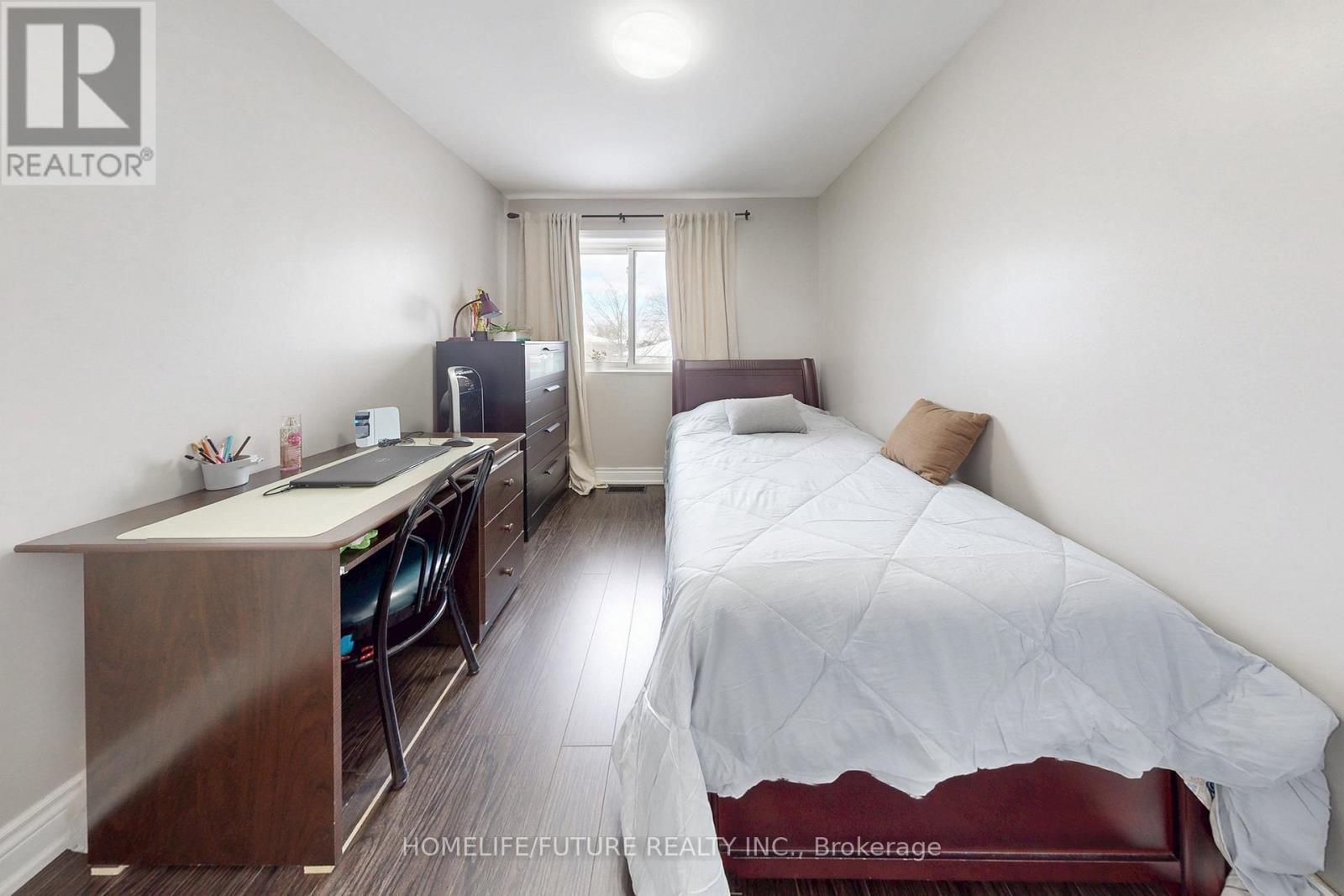 17 Medway Crescent, Toronto, Ontario  M1P 3T7 - Photo 30 - E12632072