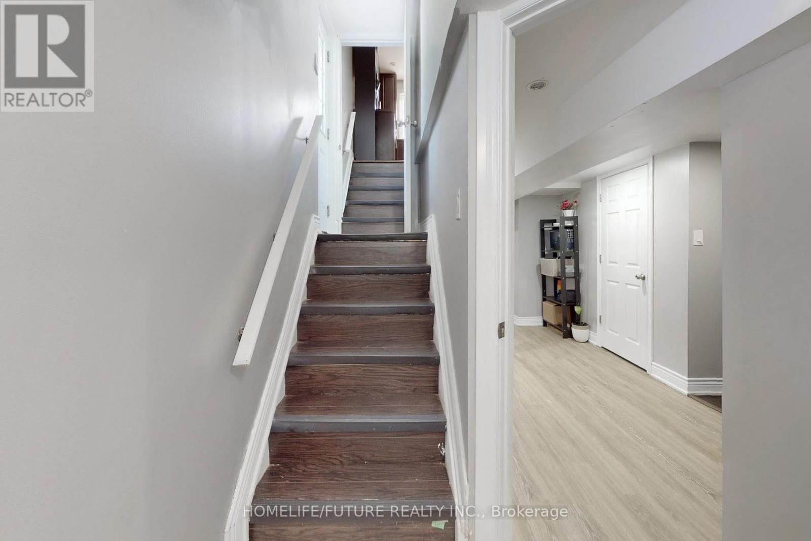 17 Medway Crescent, Toronto, Ontario  M1P 3T7 - Photo 35 - E12632072