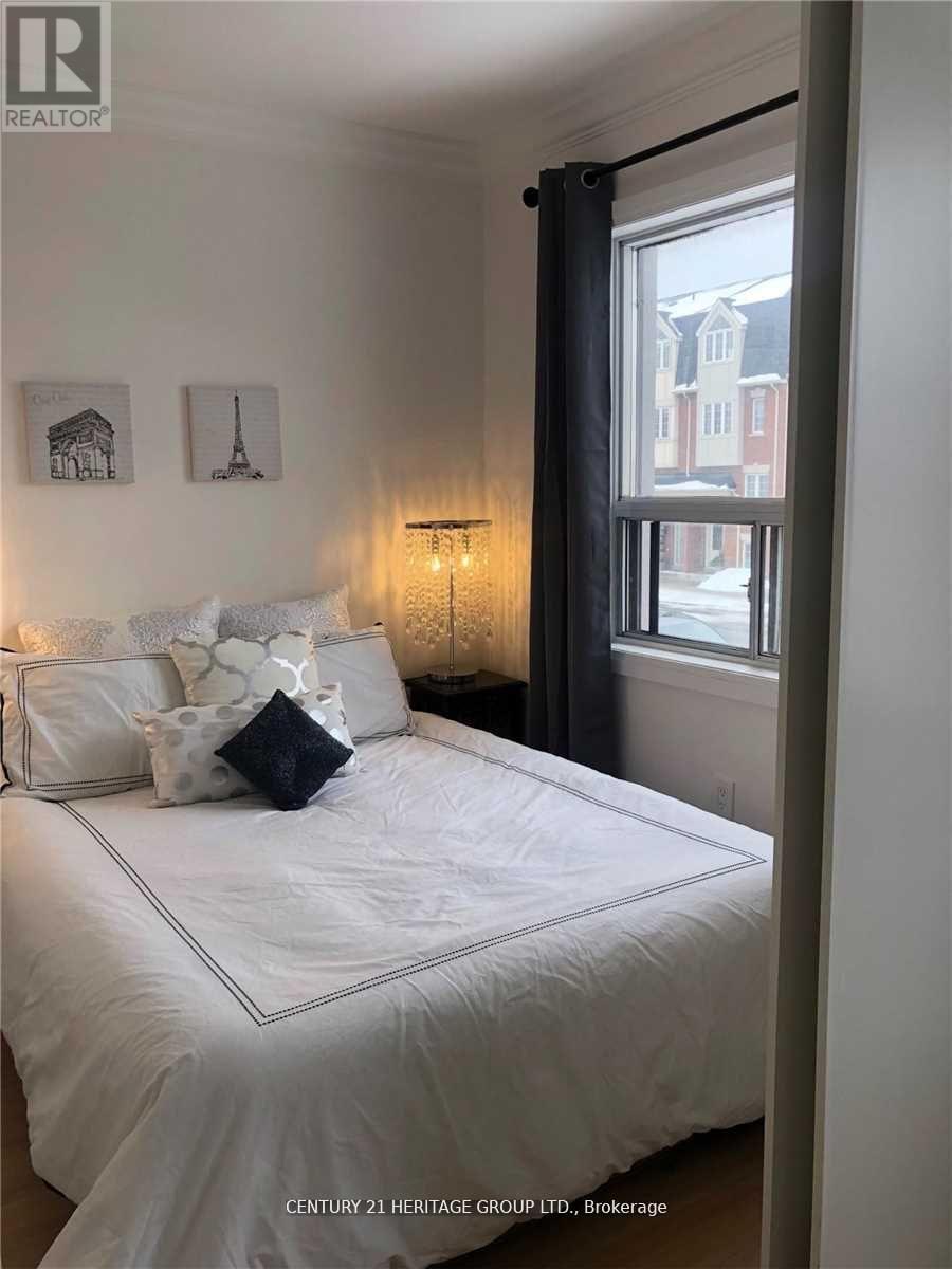 1 - 1710 Danforth Avenue, Toronto (Danforth), Ontario  M4C 1H8 - Photo 5 - E12632074