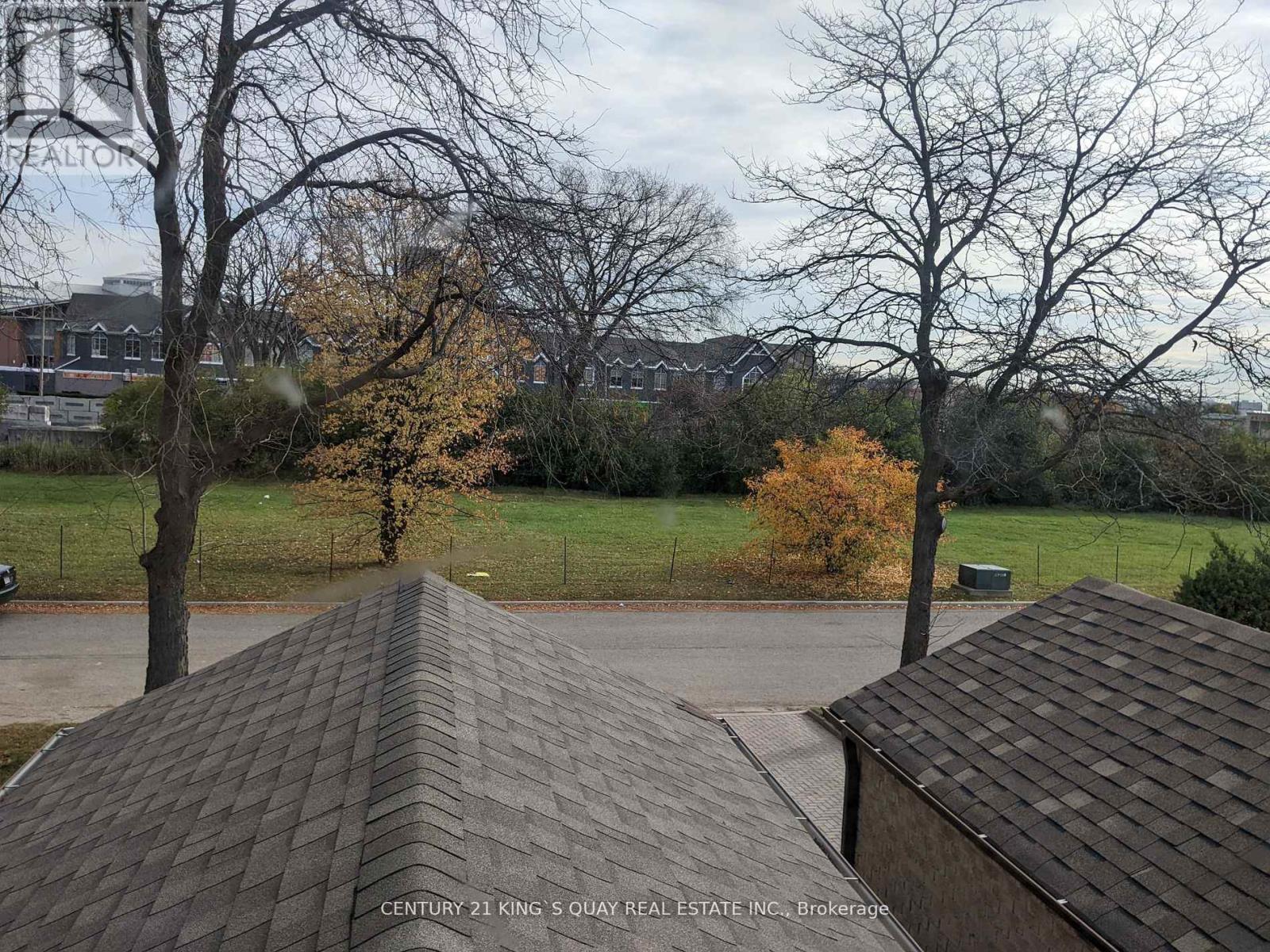 Ul - 90 Appleby Crescent, Markham, Ontario  L3R 4L2 - Photo 3 - N12596592