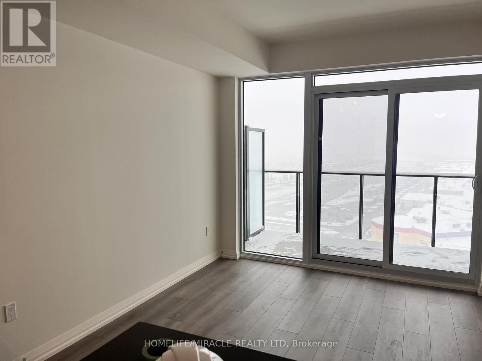 1407 - 27 Korda Gate, Vaughan, Ontario  L4K 0P6 - Photo 2 - N12613664