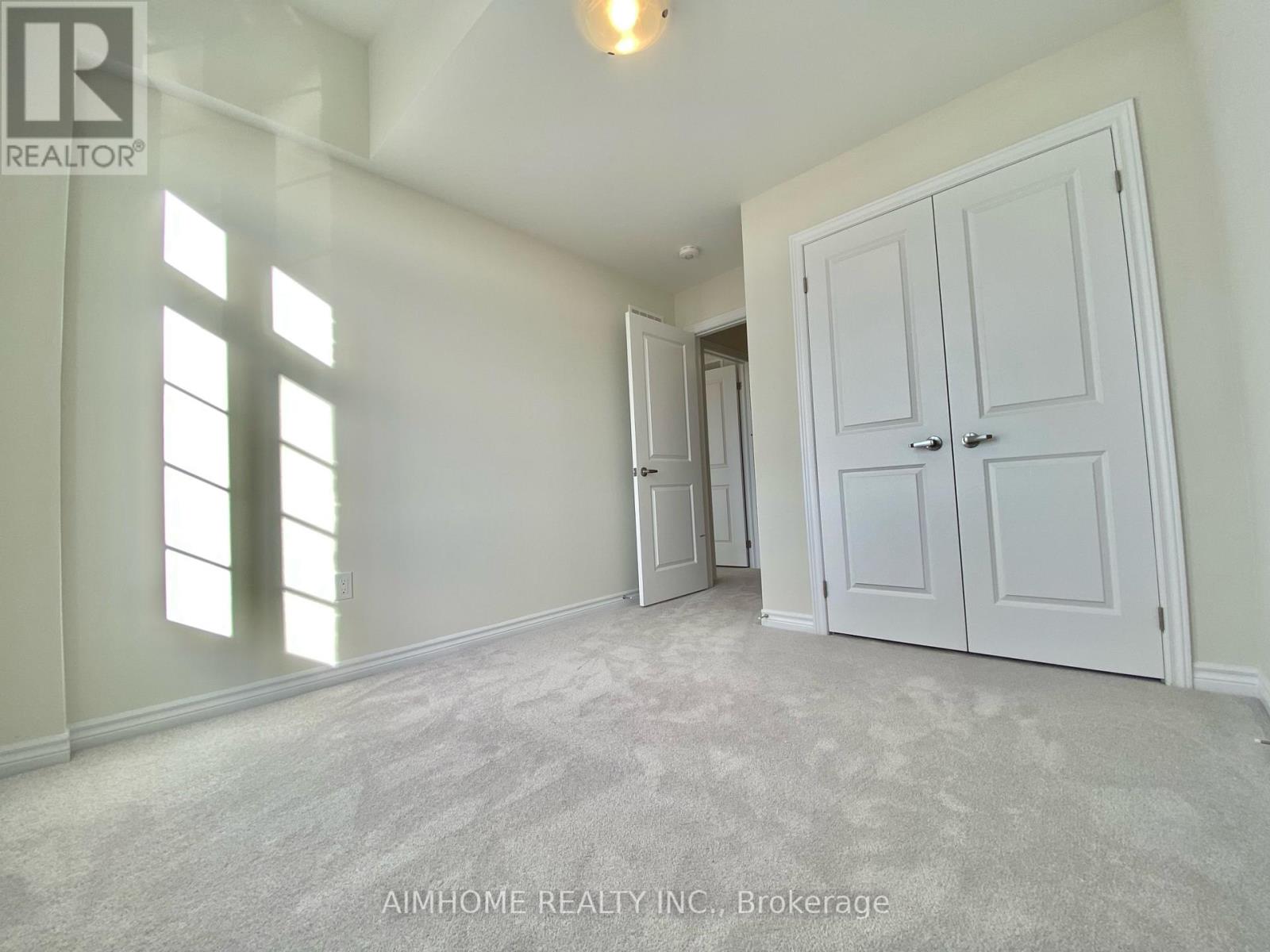 21 Viola St. Street, East Gwillimbury, Ontario  L9N 0T6 - Photo 14 - N12628790