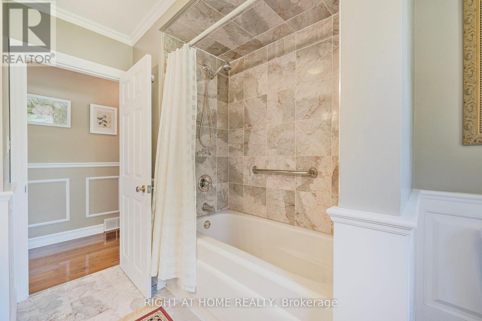 42 Valleyview Road, Brampton, Ontario  L6Z 4P9 - Photo 23 - W12475700