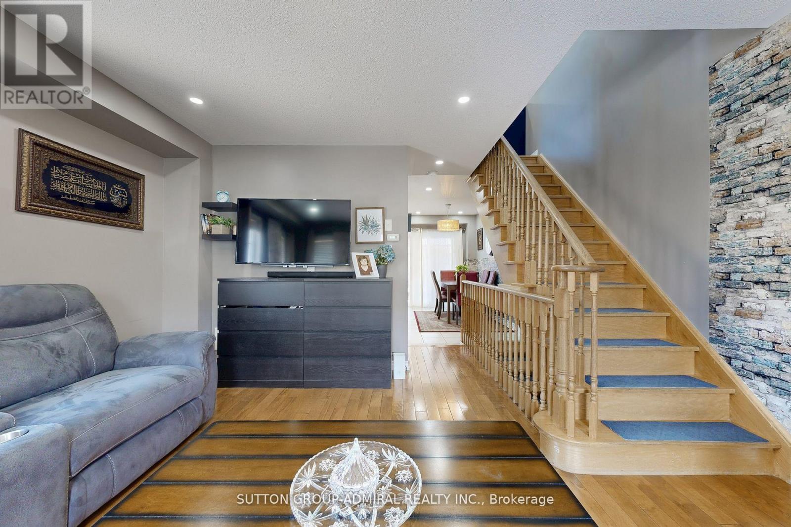 50 Jim Baird Mews, Toronto, Ontario M3L 0C5 - Photo 10 - W12632050