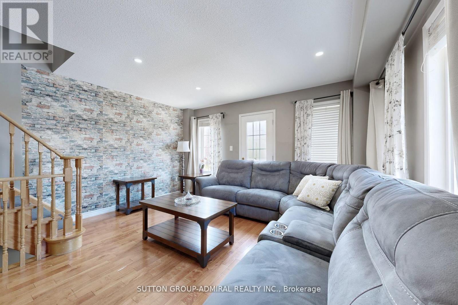 50 Jim Baird Mews, Toronto, Ontario M3L 0C5 - Photo 16 - W12632050