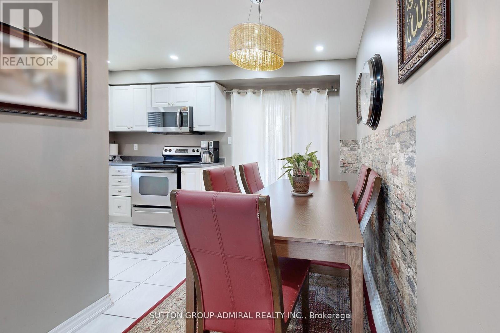 50 Jim Baird Mews, Toronto, Ontario M3L 0C5 - Photo 18 - W12632050